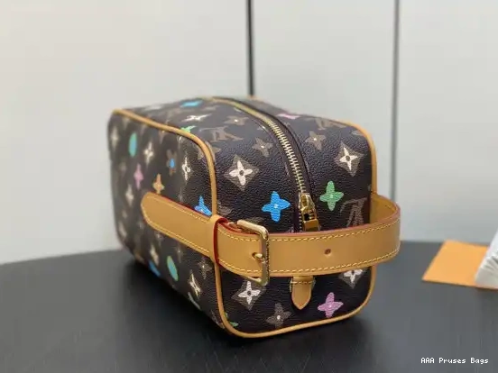 AAA Replica Ru KIT LOCKER bag-23*13*12CM VUITTON LOUIS DOPP 0528